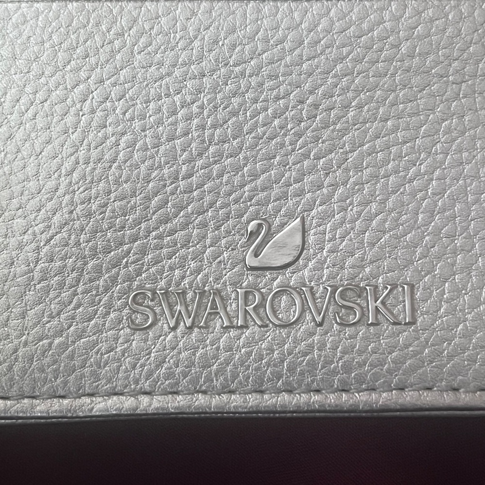 SILVER  SWAROVSKI COIN PURSE AND CREDIT CARD/BUSINESS CARD HOLDER / BRAND NEW - Picture 7 of 10